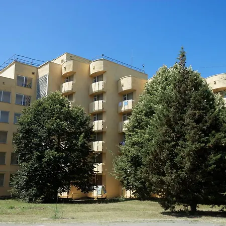 Хотел балканика 2*
